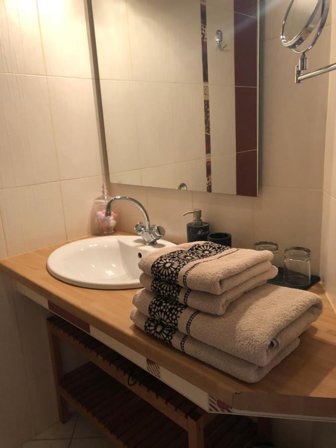 Bed and Breakfast Le Cedre Bleu Grosrouvre Zewnętrze zdjęcie