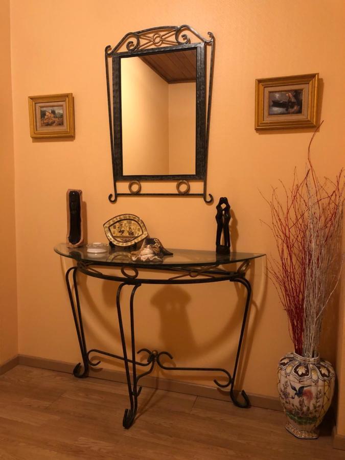 Bed and Breakfast Le Cedre Bleu Grosrouvre Zewnętrze zdjęcie